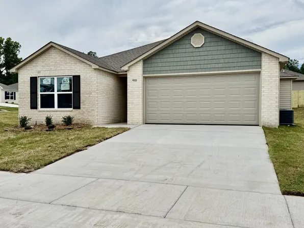 4101 Red Maple Ln, Alexander, AR 72002