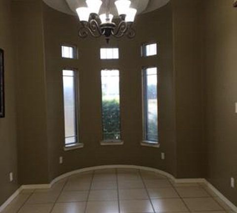 4th image of 3002 S Canna St