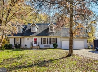 3445 Williamsburg Dr, Waldorf, MD 20601