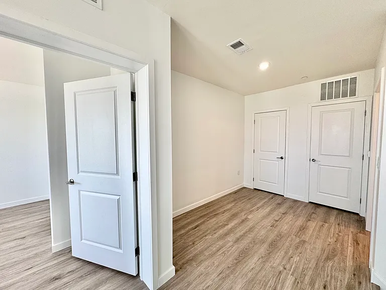 915 N Broad St #608 — Photo 13