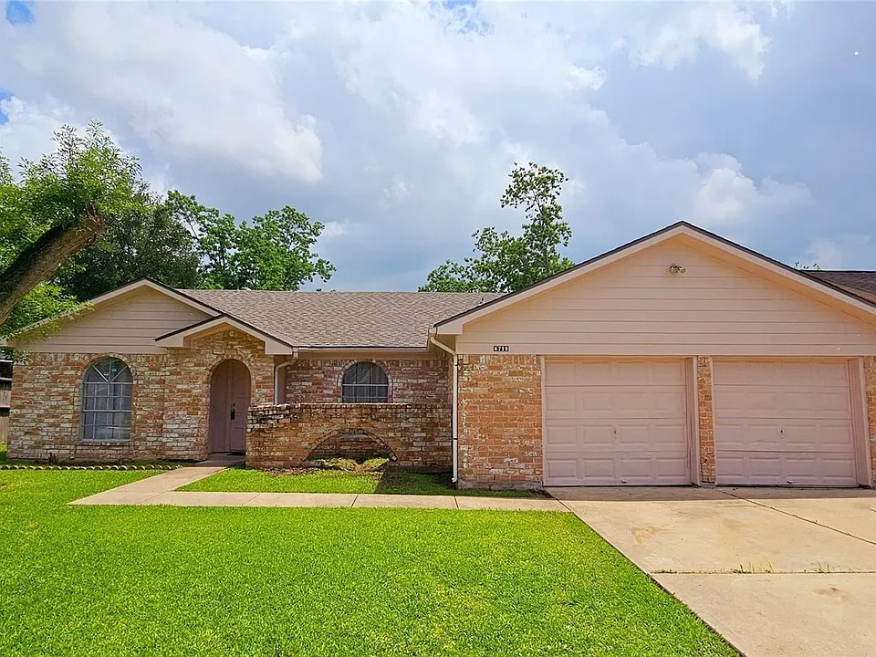 6719 McCullum Rd