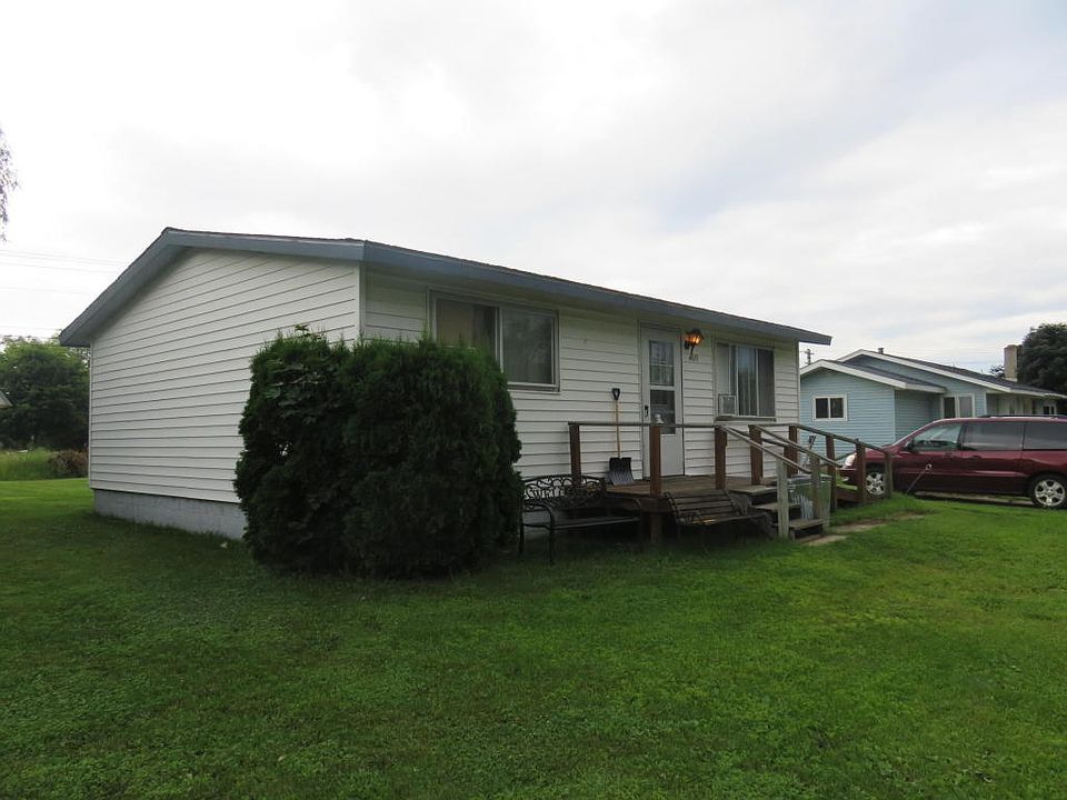 1st image of 409 E Avenue D
