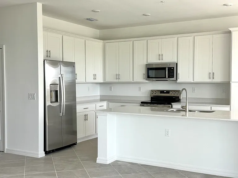 18411 Copperhead Ct N #346 — Photo 7
