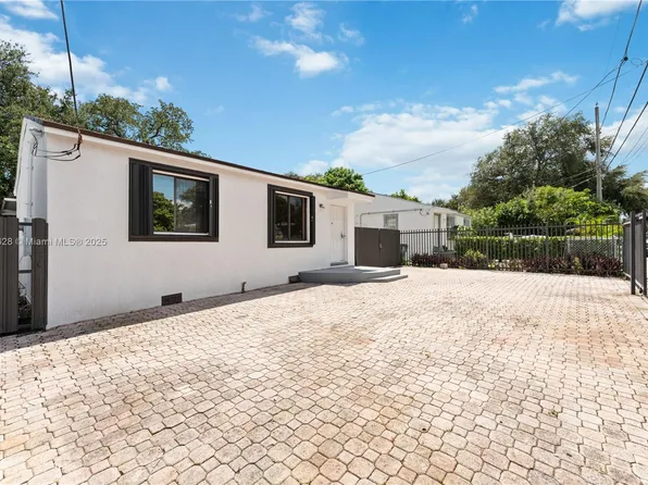 7665 NW 3rd Ave, Miami, FL 33150