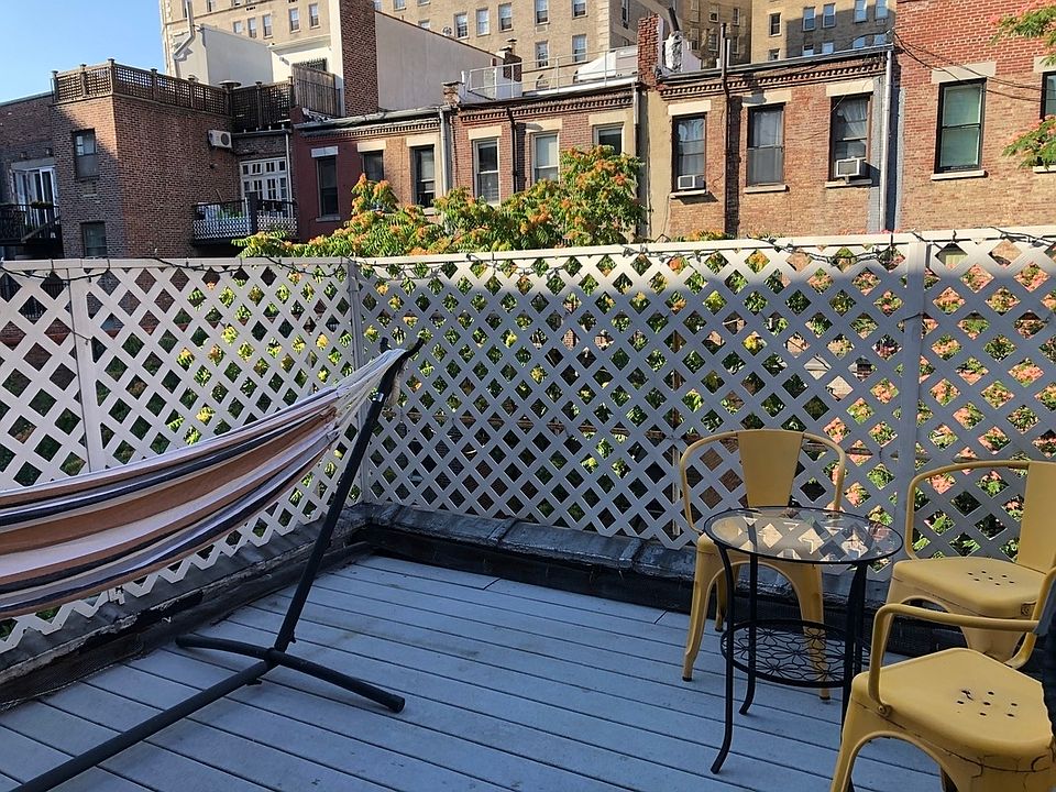 1st image of 331 W 88th St #7