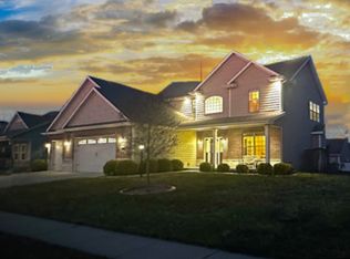 310 Capitol St, Savoy, IL