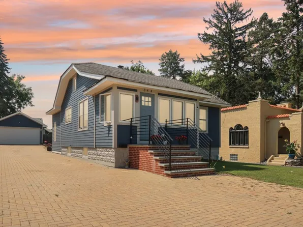 344 S Lake St, Grayslake, IL 60030