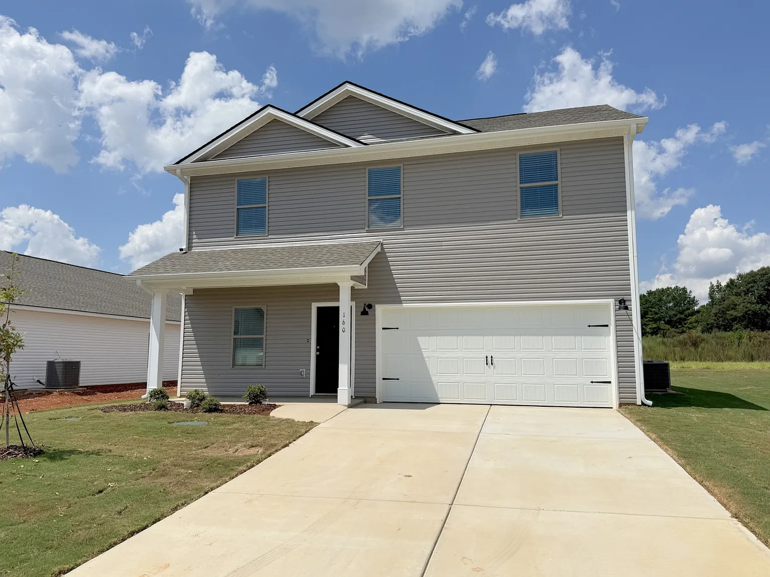 Labrador Lane - 160 - 1 — Photo 1