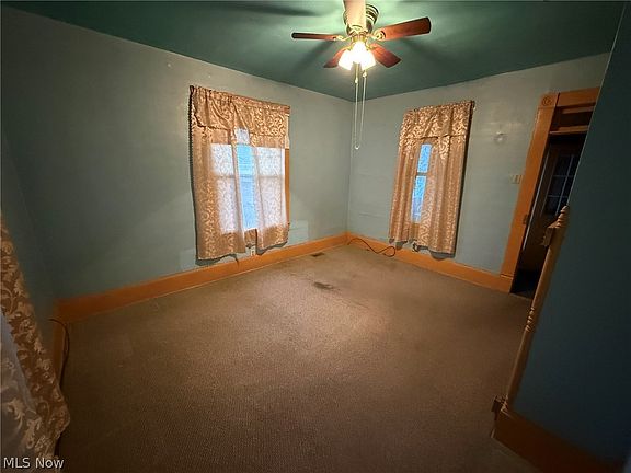 3rd image of 525 N Dawson St