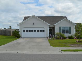 300 Rose Bud Ln, Holly Ridge, NC 28445