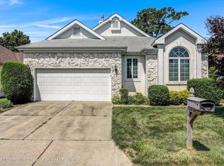 79 Harwood Rd, Monroe Township, NJ 08831