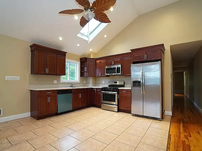 508 Delafield Ave #2 — Photo 3