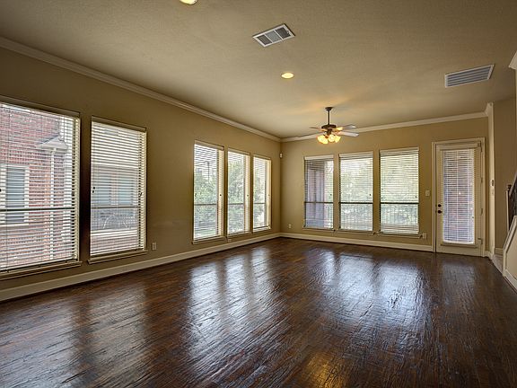 5th image of 5118 Belmont Ave
