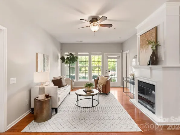 15007 Santa Lucia Dr, Charlotte, NC 28277