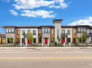 366 E Presidio Ln, Eagle, ID 83616