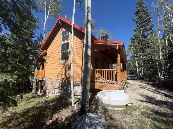 18 S Beaver Rd, Panguitch, UT 84759