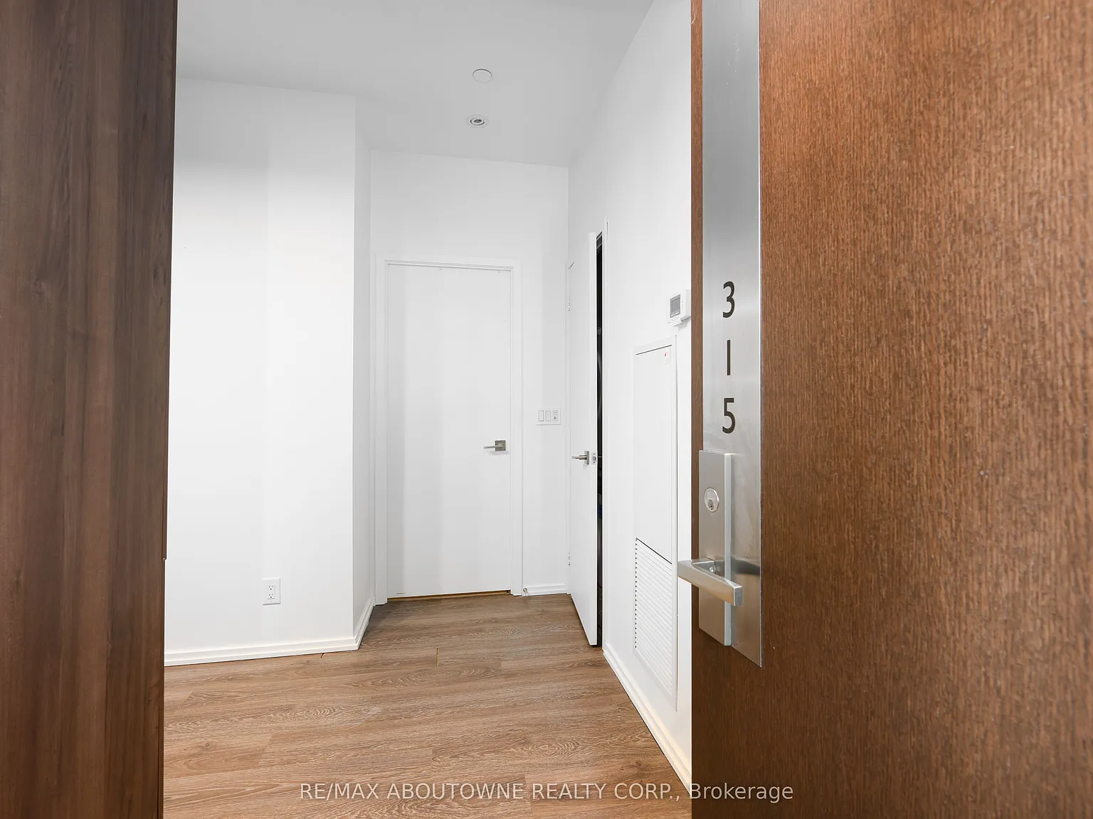 2 bed, $2,999 — Photo 4