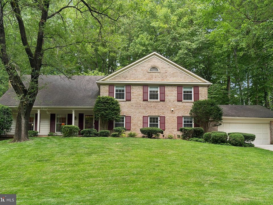 1st image of 7605 Hackamore Dr