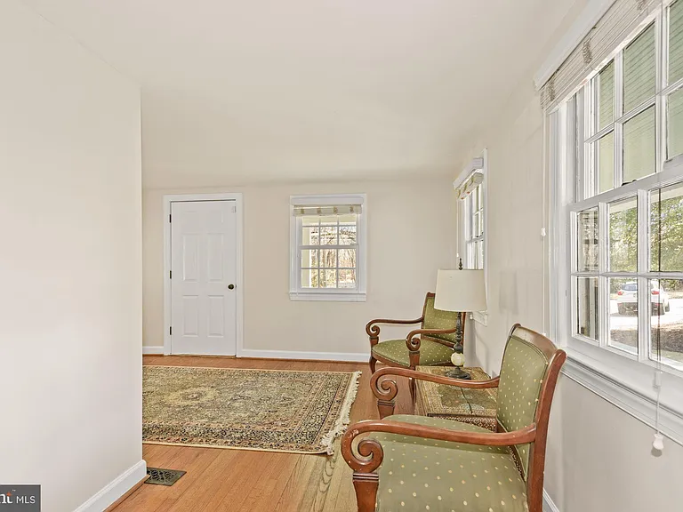 326 Walker Rd — Photo 22