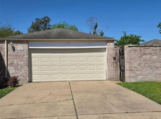 3634 Kingsman Dr, Houston, TX 77082