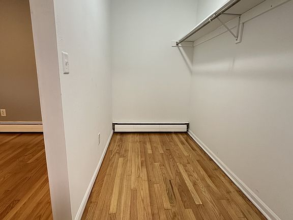 5th image of 1609 E State St #11301713