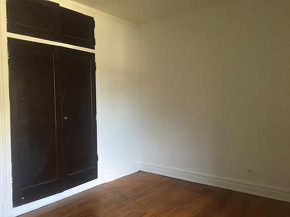 3rd image of 8248 S Drexel Ave APT 1