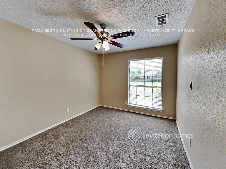2306 Lakeshore Ln — Photo 13