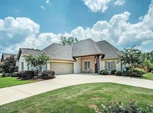 106 Elizabeth Dr, Brandon, MS 39042