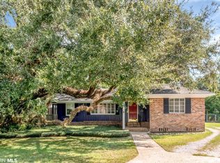 2101 Upham Pl, Mobile, AL 36607