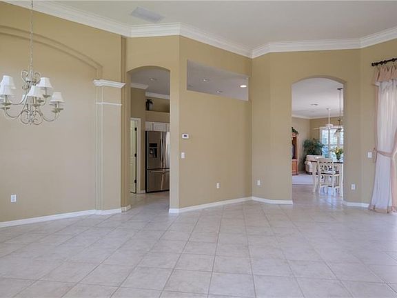 4th image of 601 Mossy Creek Dr