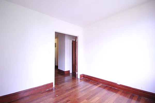 Rented by Compass | media 24