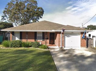 1134 Oaklawn Dr, Metairie, LA 70005