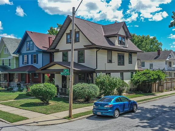 2nd image of 1227 W 40th St