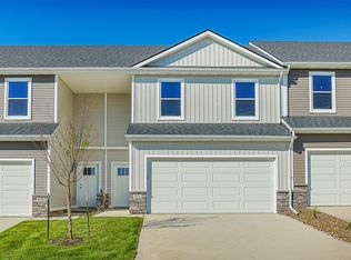 571 Venice Ave, West Des Moines, IA 50266
