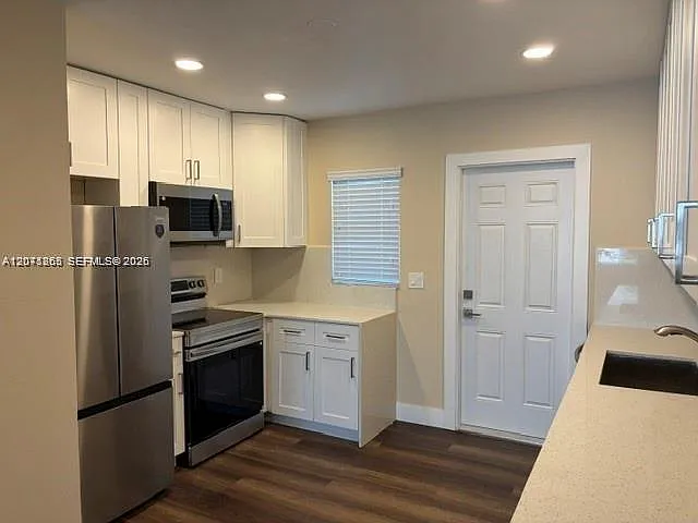 206 NE 1st Ct #1 — Photo 10