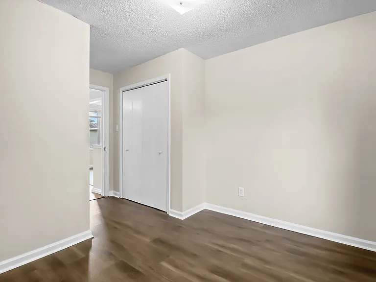 114 Emory St — Photo 17