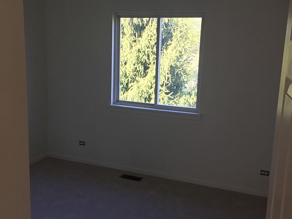 5th image of 2013 Orchard Ln