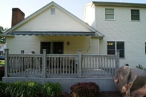 3rd image of 1755 Island Dr