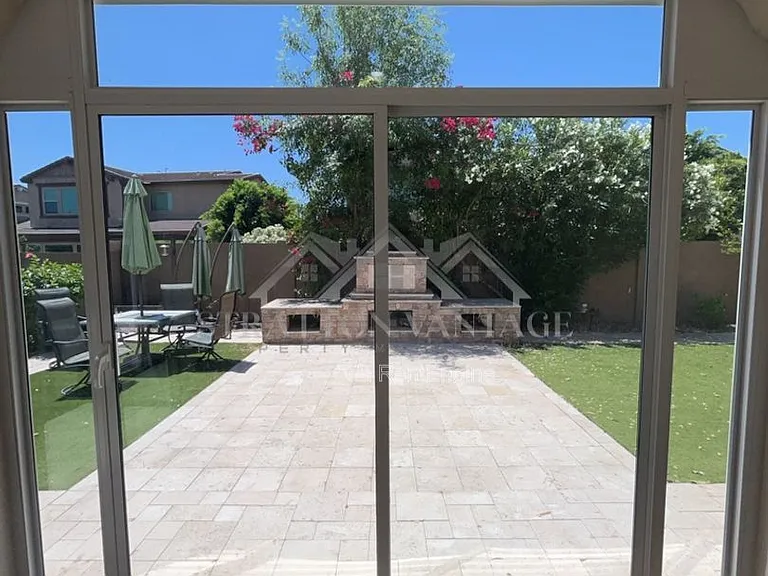945 W Yellowstone Way — Photo 25