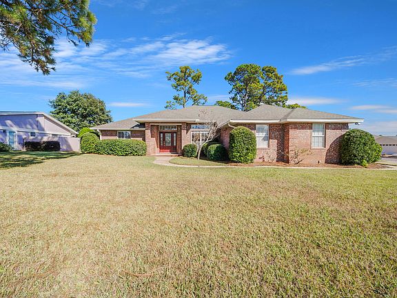 Exterior Front Corner Lot