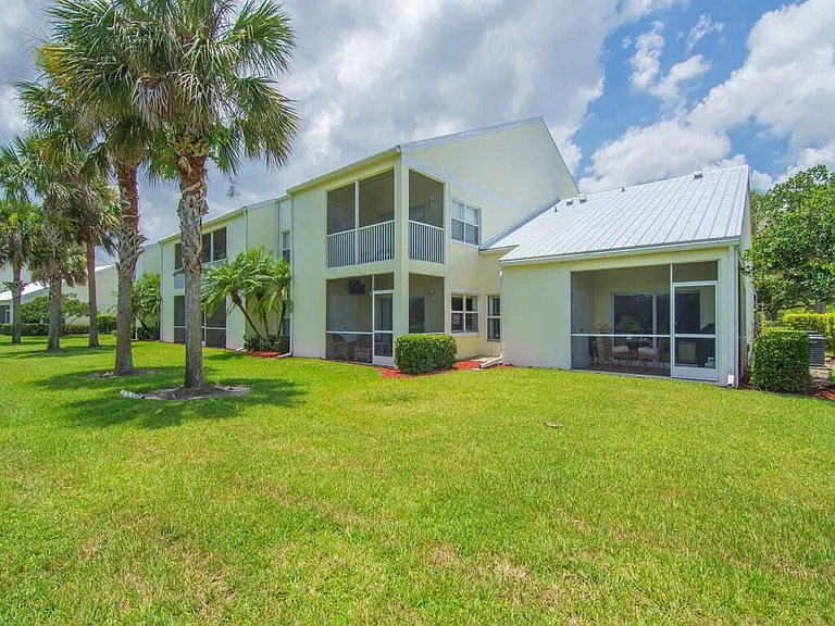 4210 Gator Trace Ave #B — Photo 46