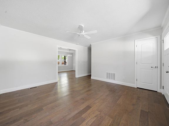 3rd image of 306 Southall Rd