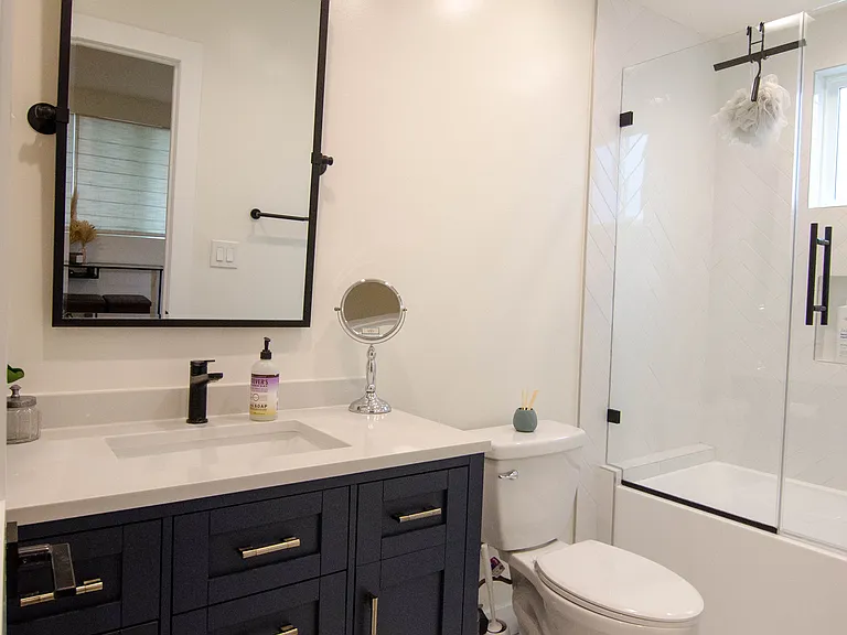 1236 N Evergreen Ave — Photo 17