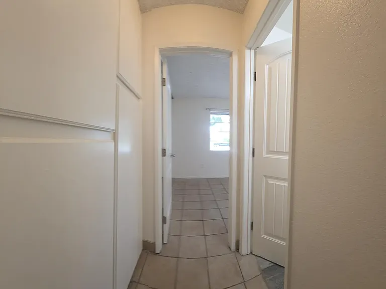 17330 Wabash Ave — Photo 17