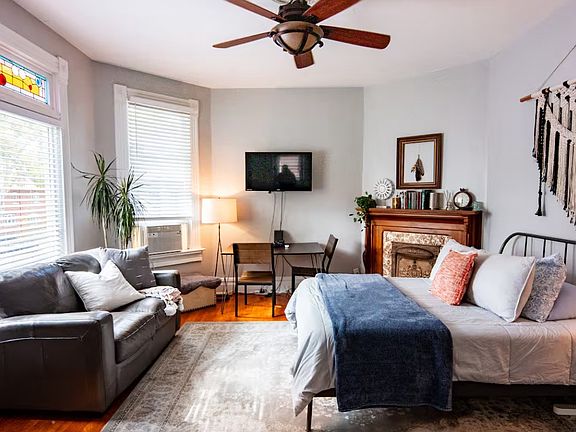 2nd image of 975 E 1st Ave APT 2