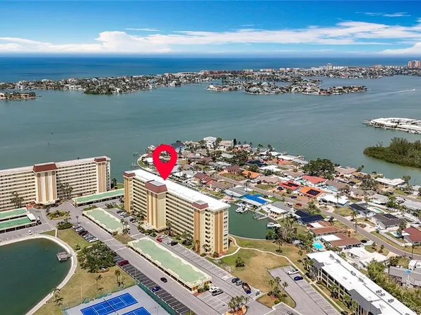 4725 Cove Cir APT 908, Saint Petersburg, FL 33708