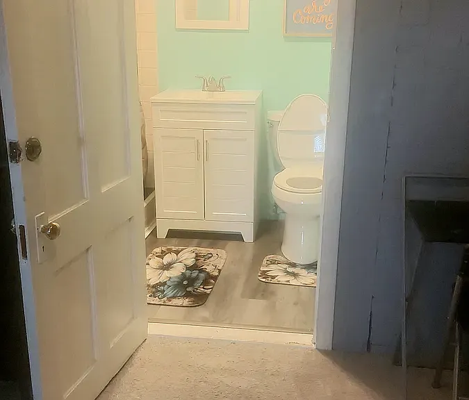 1035 Noble Ave — Photo 9