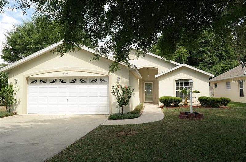 1st image of 11515 Lake Dr