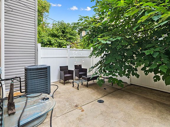 5th image of 3918-3930 Haverford Ave #3924-02