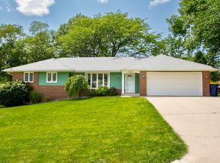 1535 Terrace Dr, Pella, IA 50219